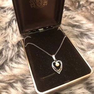 VINTAGE PEARL NECKLACE